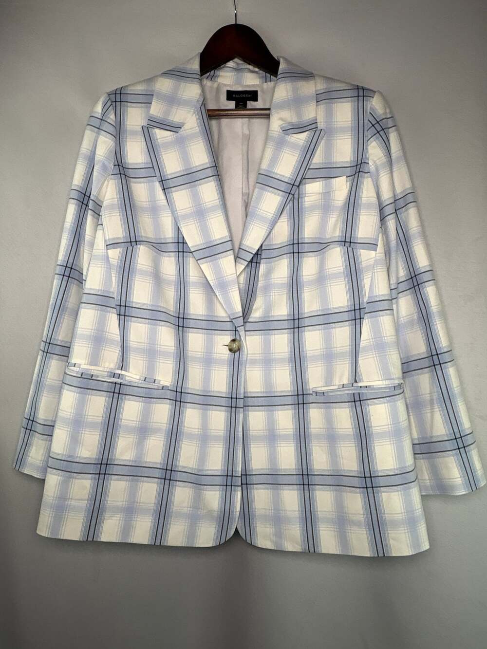 Women’s Halogen Size 16W White & Blue Plaid Blazer